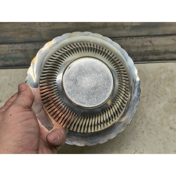 International Silver Company #679 plate dish tanished great for Display - Picture 3 of 4